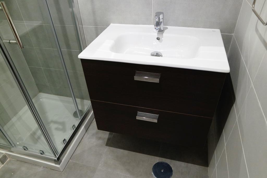 Cinque Terre Apartments Madrid Bilik gambar